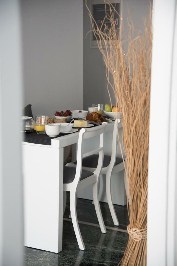 Апартаменты Living Near Acropolis By Sylvia Staikou 2Nd & 3D Floor Афины Экстерьер фото